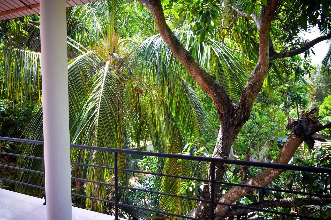 Vishmee Holiday Inn Embilipitiya Exterior foto